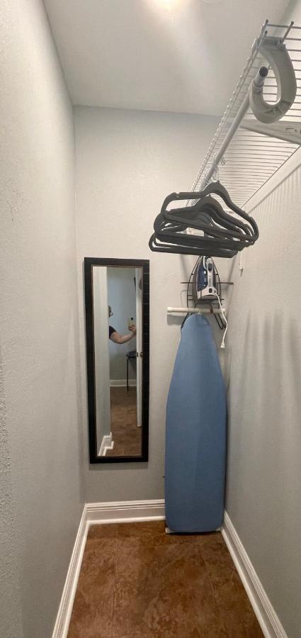 Twelve Oaks Modern Independent Apartment Tampa Zewnętrze zdjęcie