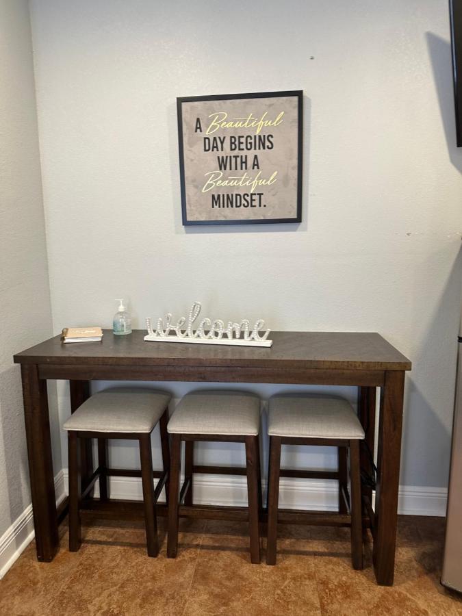 Twelve Oaks Modern Independent Apartment Tampa Zewnętrze zdjęcie